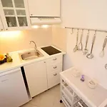 Lucky Apartamento Orebić