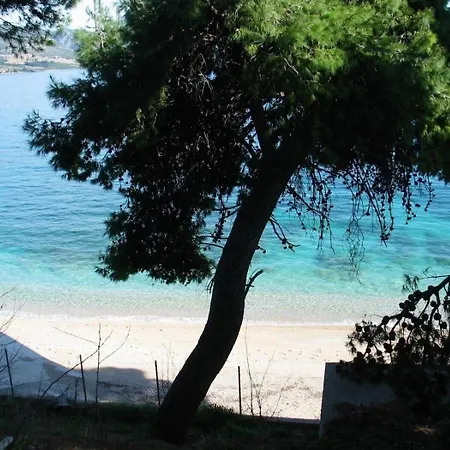 Apartment Lucky - 150m From The Sea