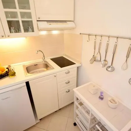 Lucky Apartment Orebic