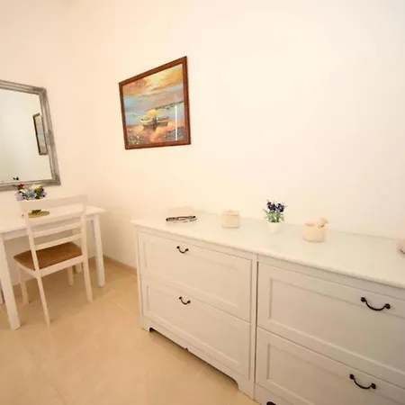 Lucky - 150m From The Sea Apartment Orebic