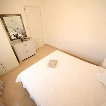 Apartment Lucky